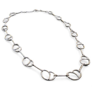 Loopy heart necklace