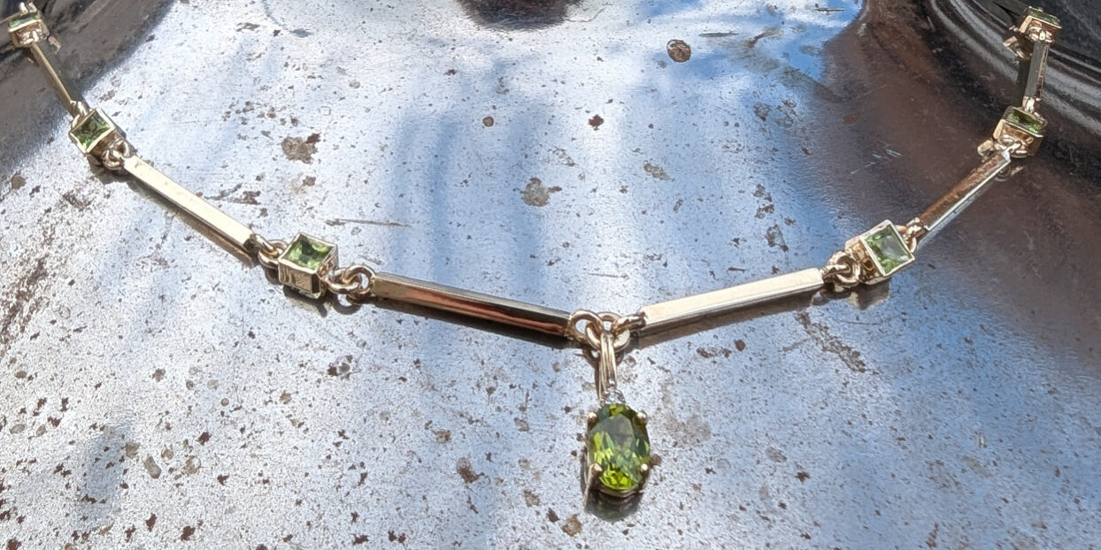 Peridot 9ct necklace